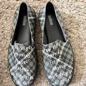 Melissa Black and Gray Storage Box